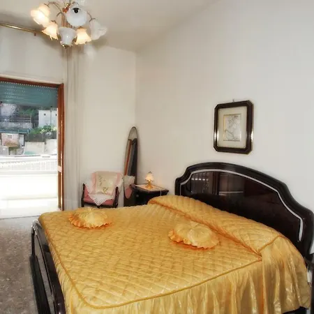 Nyaraló Casa Regina *