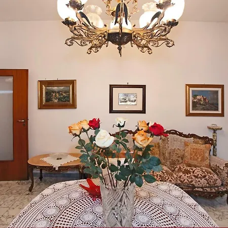 Semesterbostad Casa Regina